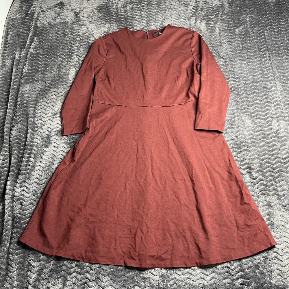 Uniqlo womens dress size M burgundy red fit flare 3/4 sleeve round neck